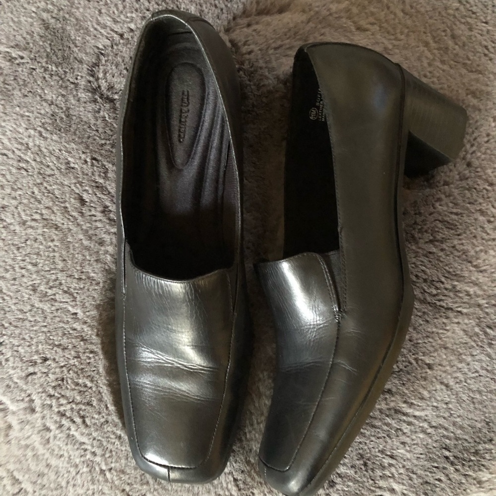 Croft & Barrow black leather shoes.  “Sophia”. Size 11M.